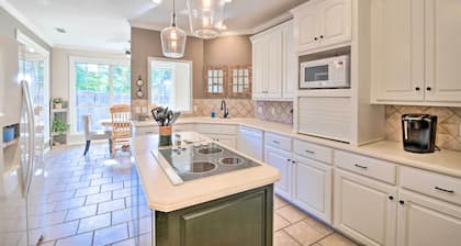 Abilene Home w/ Backyard & Grill: Walk to ACU