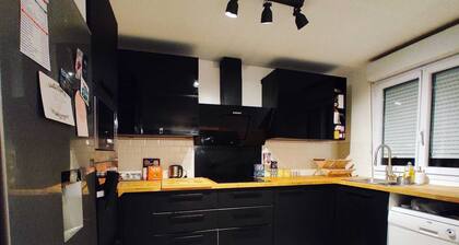 Petite Maison agréable proche de Paris