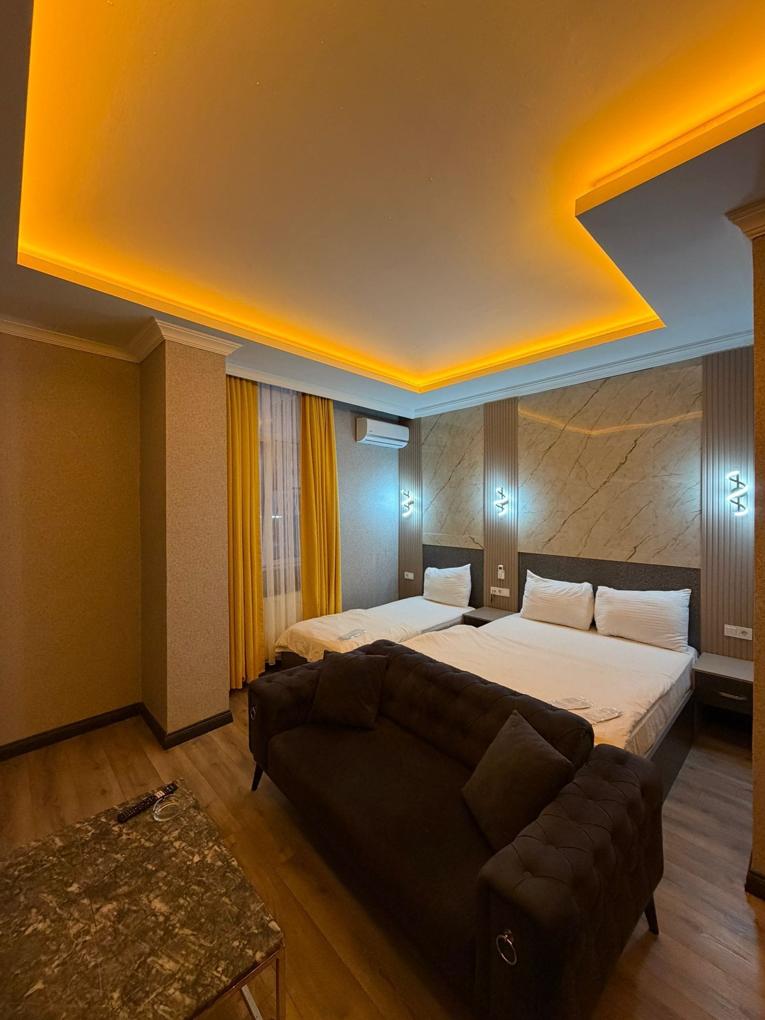 Deluxe kamer | Een strijkplank/strijkijzer, gratis wifi, beddengoed, rolstoeltoegang