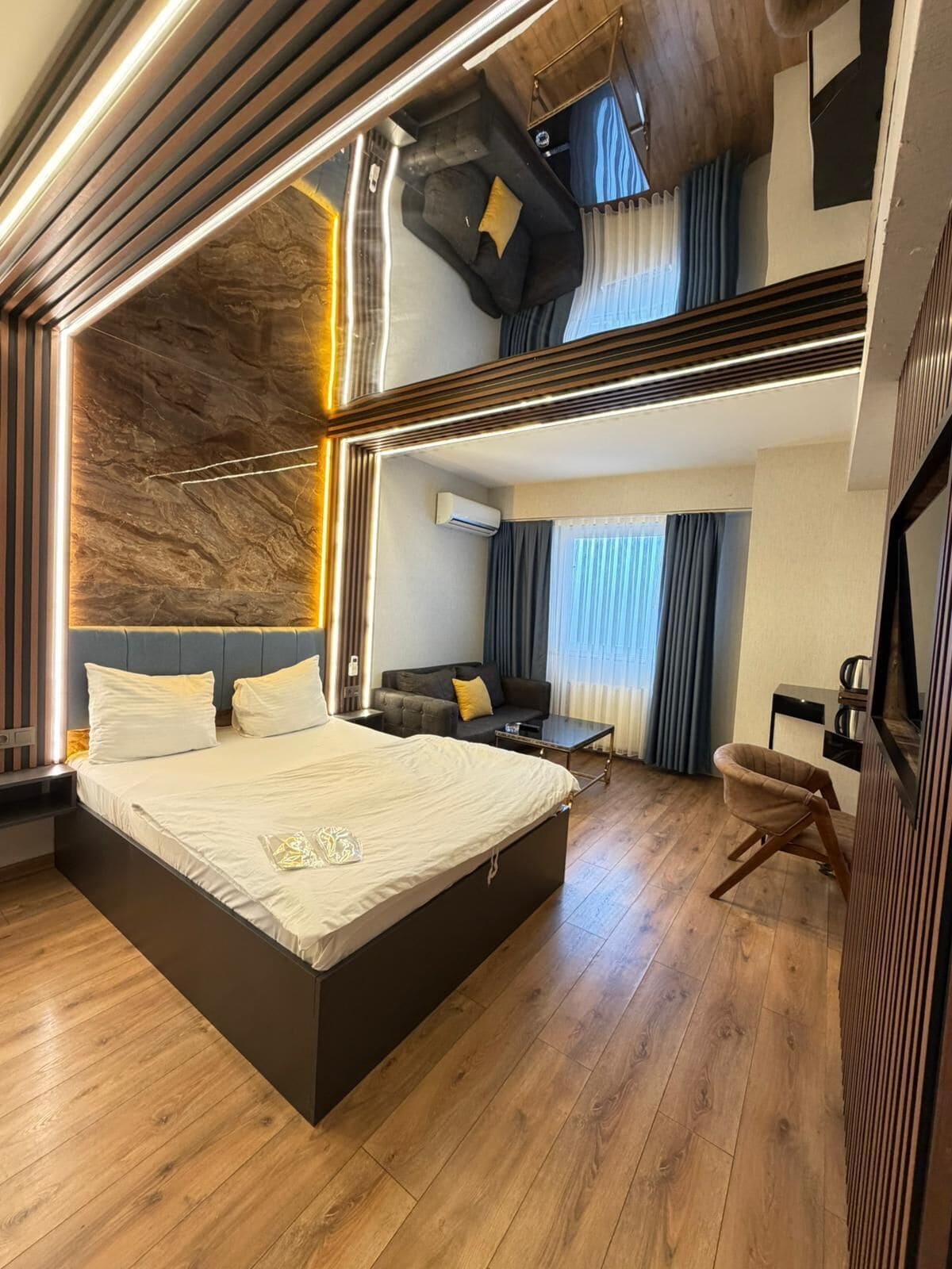 Standard Double Room | Iron/ironing board, free WiFi, bed sheets, wheelchair access