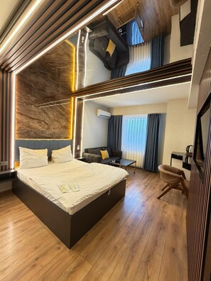 Unclassified image, 3 of 19, button - Royal Nest (Istanbul)
