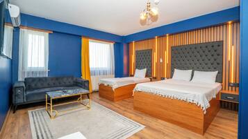 Iron/ironing board, free WiFi, bed sheets, wheelchair access