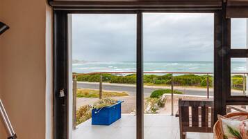 Comfort Room | Individually decorated, individually furnished, desk, free WiFi