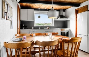 Kühlschrank, Herdplatte, Geschirrspüler