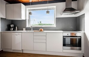 Kühlschrank, Herdplatte, Geschirrspüler