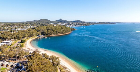 Beach nearby - Veronica Court 1, 4 Weatherly Cl - Aircon (Nelson Bay)