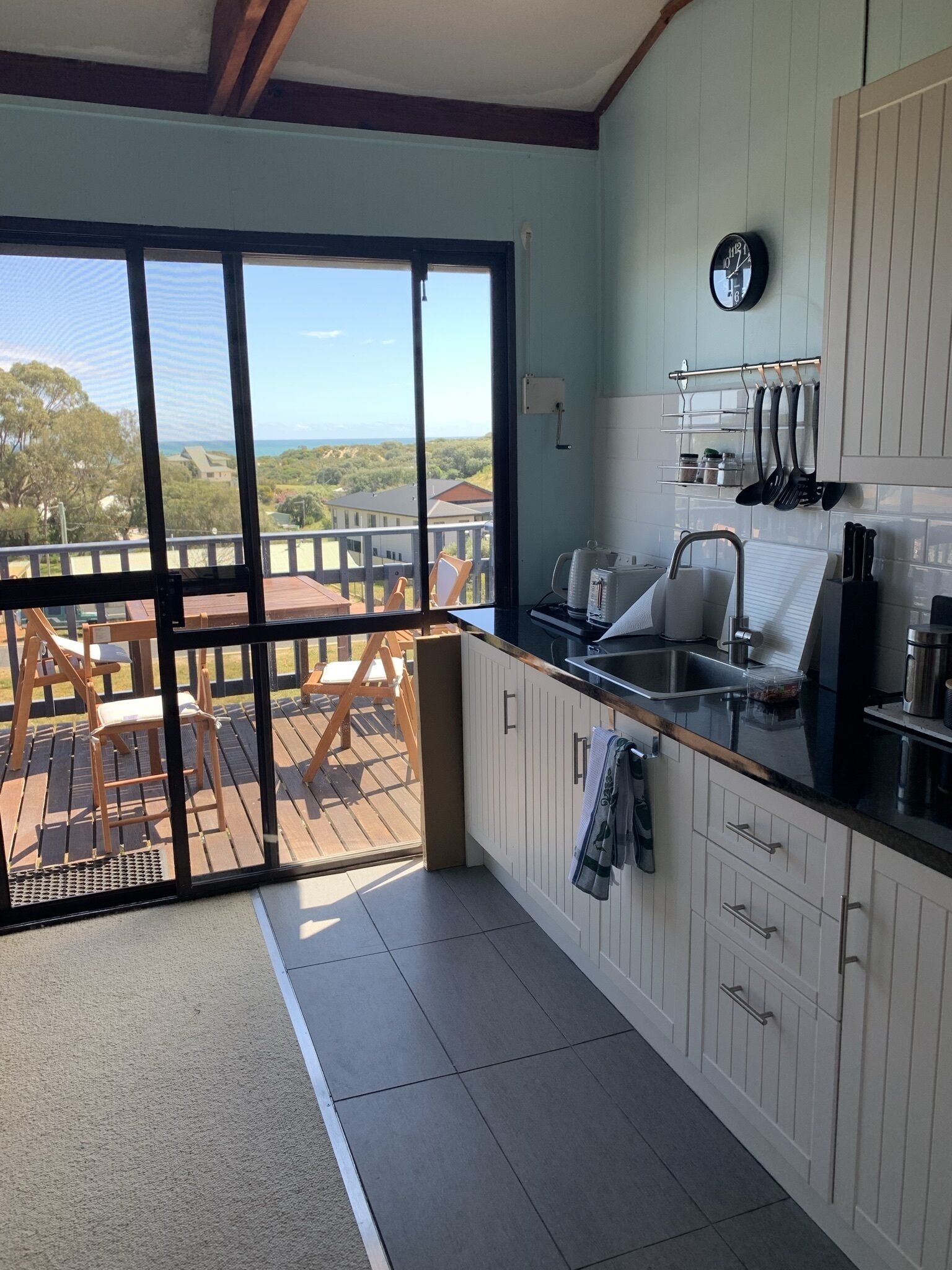 Sea Vista Cottage- apartment