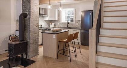 The QV Stage, Lux Couples Retreat W/ Outdoor Sauna