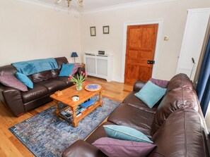 Cottage | Living area - The Old Bakery (Tenby)