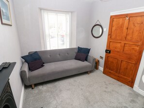 Cottage | Living area - The Old Bakery (Tenby)