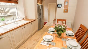 Cottage | Interior