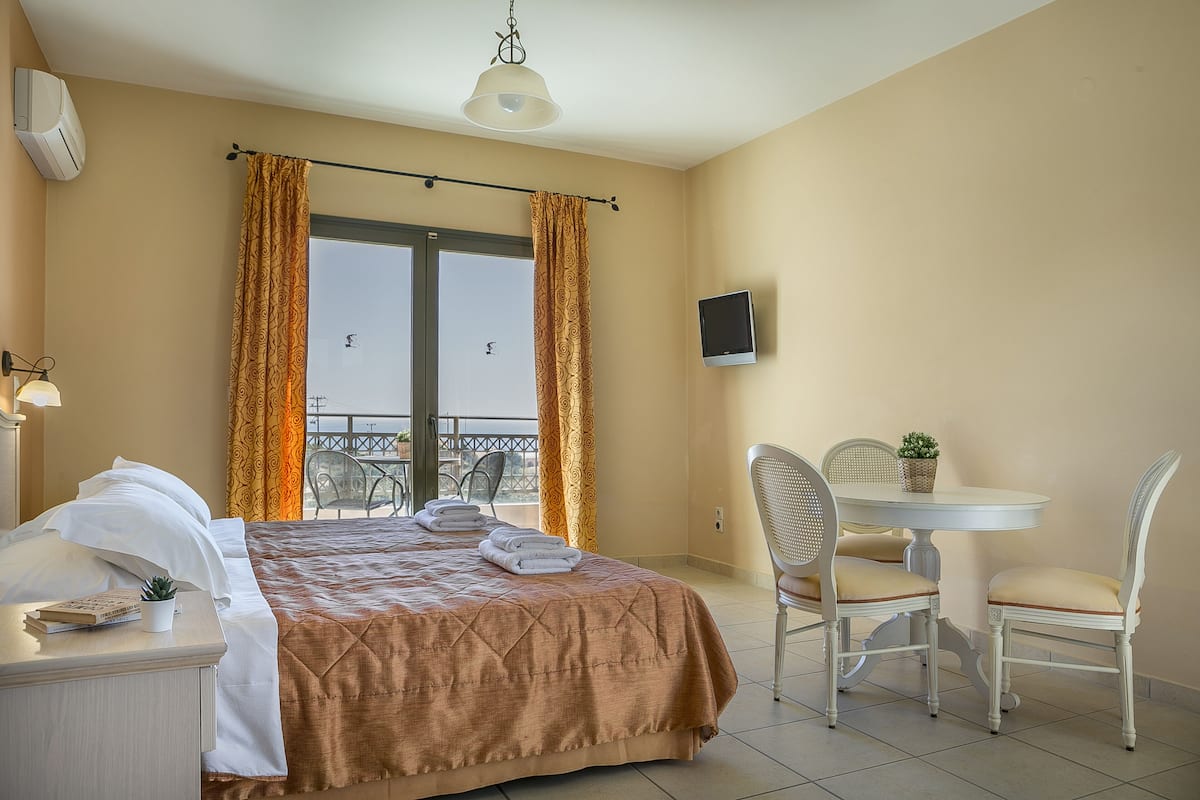 Classic-Doppel- oder -Zweibettzimmer