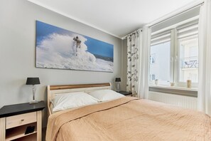 1 bedroom, iron/ironing board, free WiFi