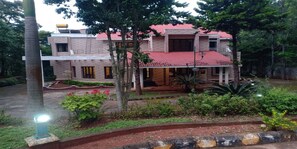 Front of property - Temple Tree Residence (Virudhunagar)
