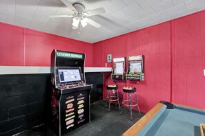 Spielezimmer