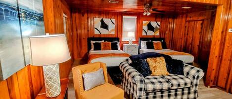 1 bedroom, desk, iron/ironing board, WiFi