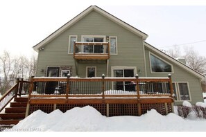 Exterior - Homey Hideaway (Albrightsville)