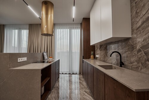 Kostjukowski Apartments Avalon