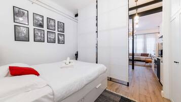 1 bedroom, iron/ironing board, WiFi, bed sheets