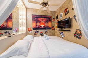 Iron/ironing board, WiFi, bed sheets