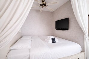 Iron/ironing board, WiFi, bed sheets - Charmant studio 2P Paris 15 calme (Paris)