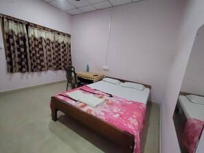 6 habitaciones, escritorio y wifi 