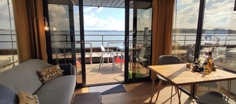 Relaxing vacation on houseboat Hilja with a great view of the Schlei (dog-friendly)
