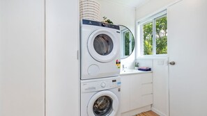 Interior - MaryMae - Town Central (Port Fairy)