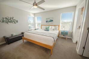 3 chambres, fer et planche à repasser, accès Internet, draps fournis