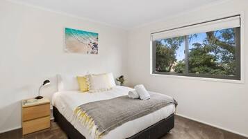 3 Schlafzimmer, Bügeleisen/Bügelbrett, WLAN, Bettwäsche