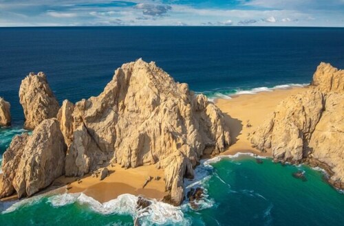 Resort-Style Comfort: Ocean Views, Pool & Beach! Autumn Escape + Fall Savings!