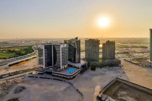 View from property - Stunning Studio near Downtown Dubai (Dubai)