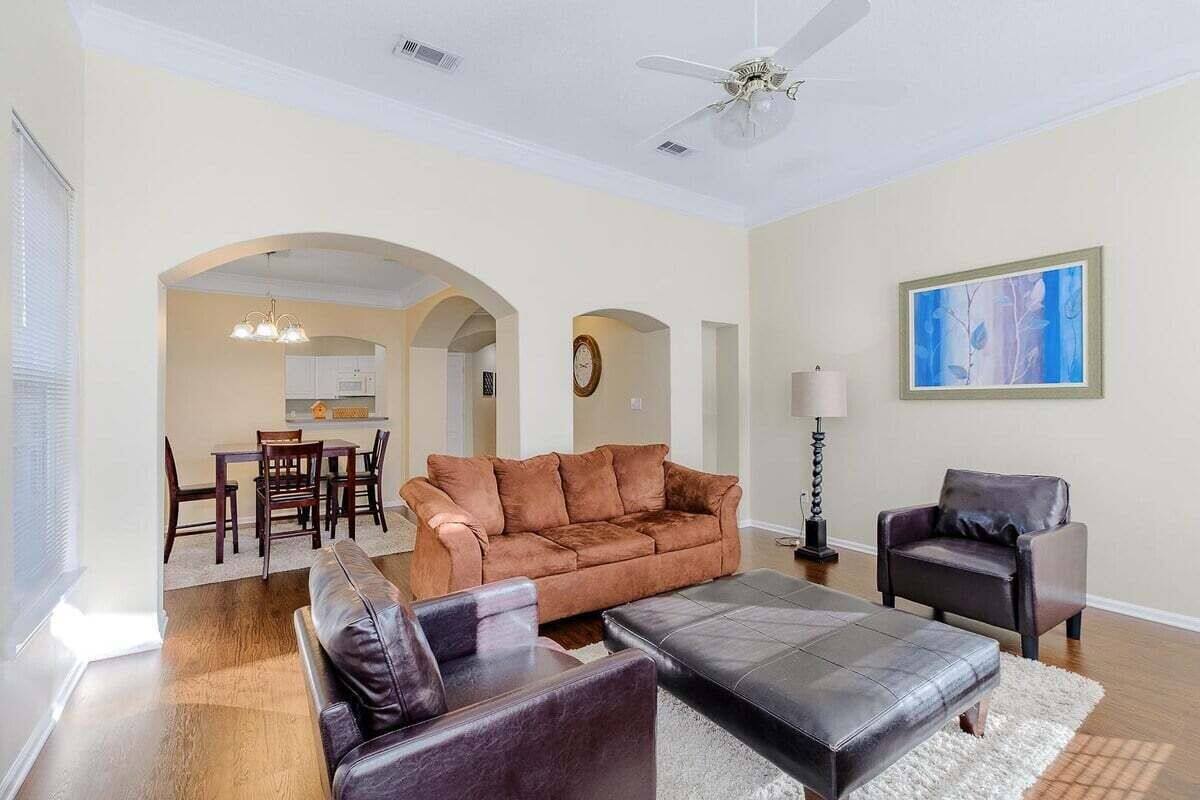 Condo, Multiple Beds, Garden View (Legacy Villa Unit 0705) | Living area