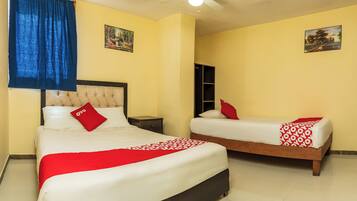 Standard Triple Room | Soundproofing, free WiFi, bed sheets