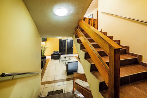 OYO Hotel Bugambilia San Luis Potosi