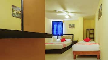 Standard Triple Room | Soundproofing, free WiFi, bed sheets