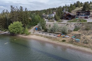 Exterior - The Legacy Cabin | Hot Tub | Huge Fenced Yard (Windermere)