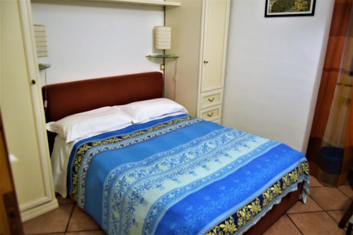 Comfort-Einzelzimmer, Bergblick | Schreibtisch, laptopgeeigneter Arbeitsplatz, kostenloses WLAN