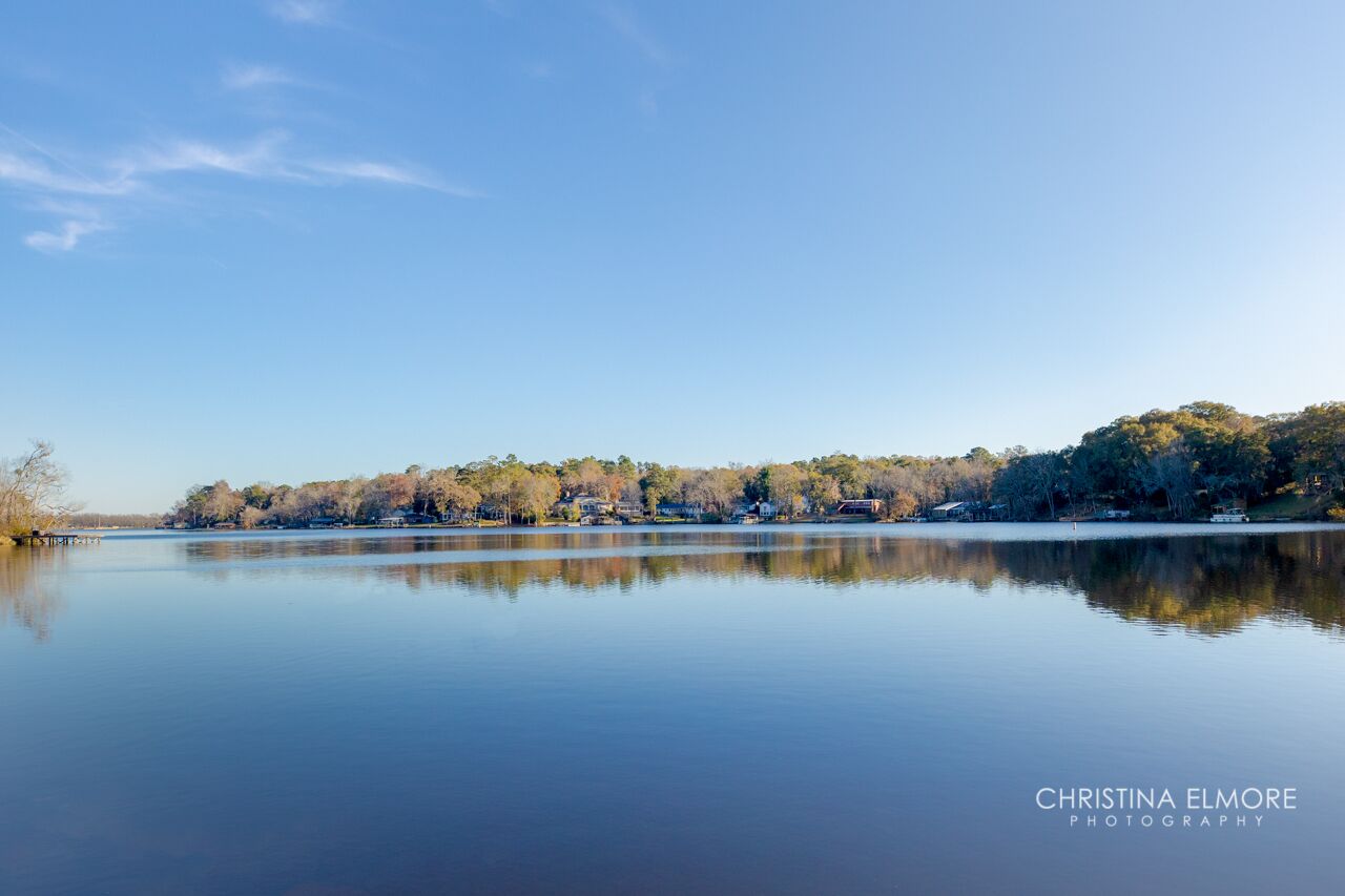 Relax at this newly updated, quaint LAKE HOME.