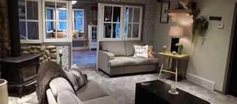 Canyon River Cottage, Summer Outdoor Amenities/World Class Ski Destination!