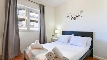 1 bedroom, iron/ironing board, internet, bed sheets