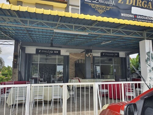 Hotel O Z Dirgahayu 313