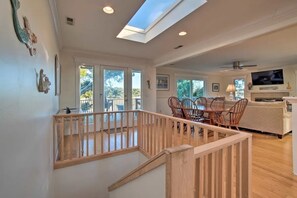 Interior - NEW LISTING!! 5 bedroom family home with Golf & Lagoon View.  5 Star Reviews (Bald Head Island)