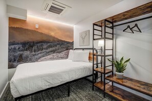 Ropa de cama de alta calidad y tabla de planchar con plancha