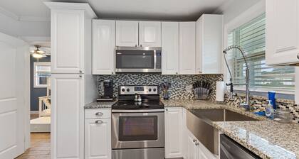 Uniquely designed 4 bedroom home, sleeps 9, in-ground pool!
