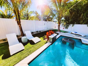 Outdoor pool, a heated pool - Breezy Harbor AMI pool retreat near the Beach (Holmes Beach)