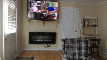 Smart TV y chimenea