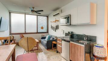 Premium Condo, 1 King Bed with Sofa bed, Hot Tub | Private kitchenette | Full-sized fridge, microwave, coffee/tea maker, toaster