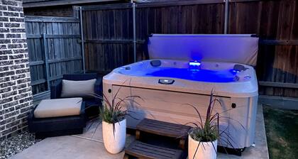 *NEW* 5 Star Luxury Cozy Private Santa Fe Style w/ Jacuzzi Hot Tub