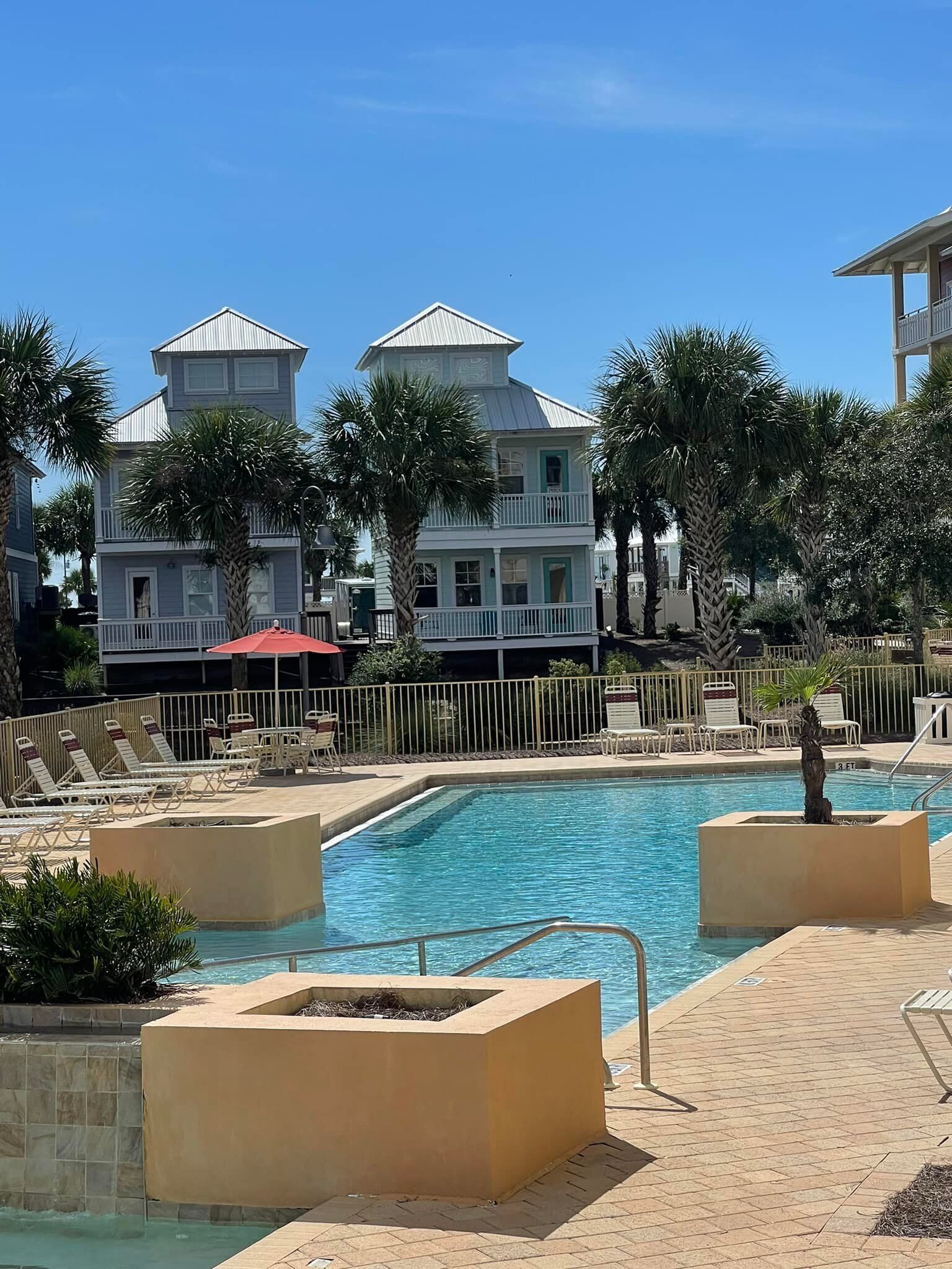 Piscine extérieure, piscine chauffée